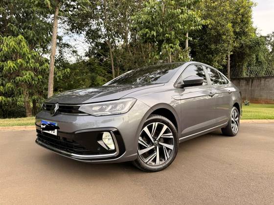 VOLKSWAGEN VIRTUS 1.0 200 TSI HIGHLINE AUTOMÁTICO